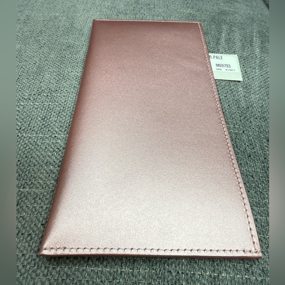 Louis Vuitton Felicie metallic rose leather credit card cash holder - Picture 3 of 5
